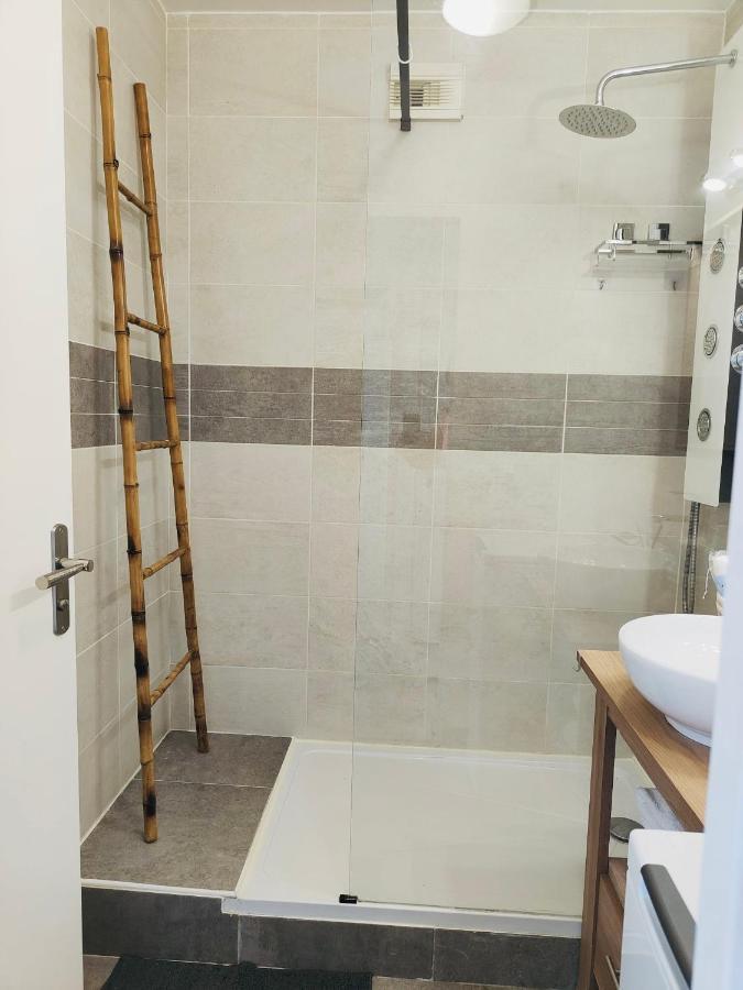 Suite Villanova Near Disneyland Paris シェシー エクステリア 写真
