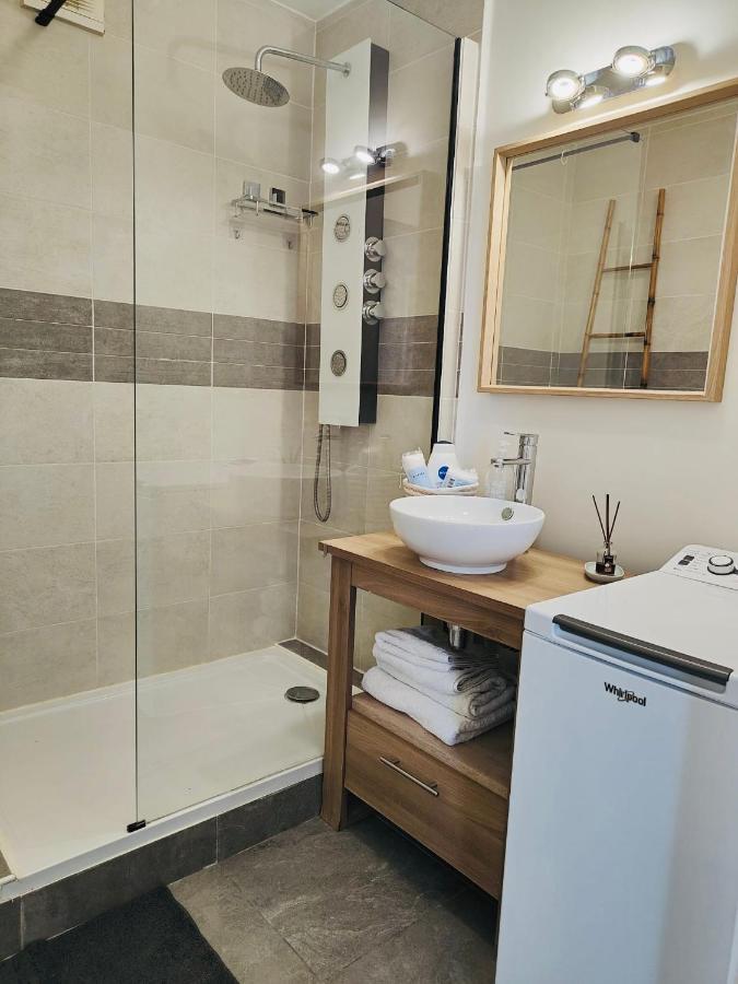 Suite Villanova Near Disneyland Paris シェシー エクステリア 写真